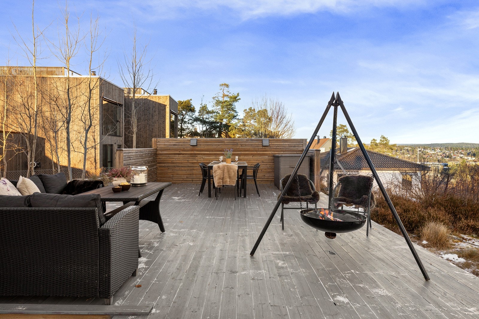 Her kan du invitere venner og familie rundt bålpannen Galleribilde