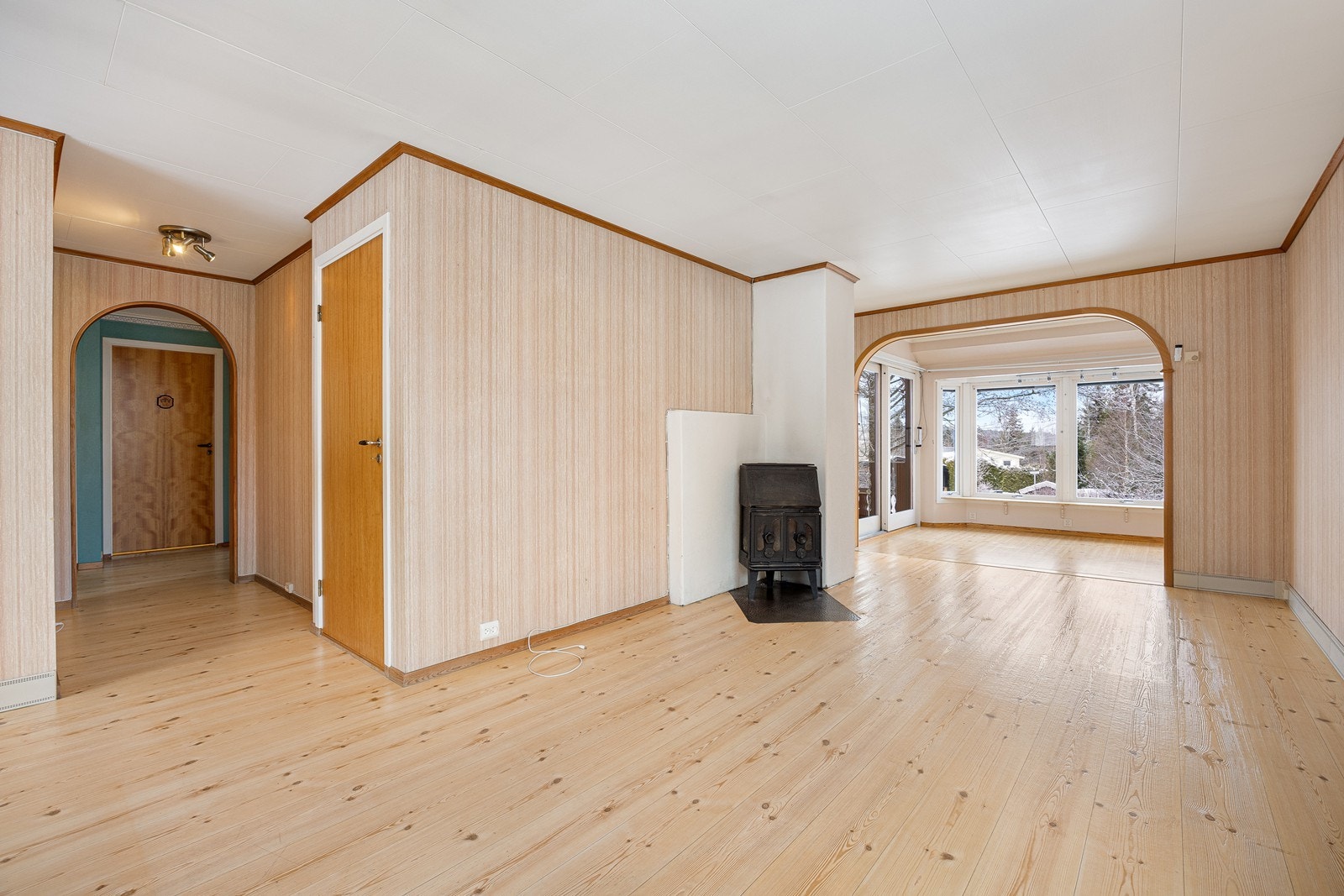 Stue og spisestue ligger i en åpen løsning. Galleribilde