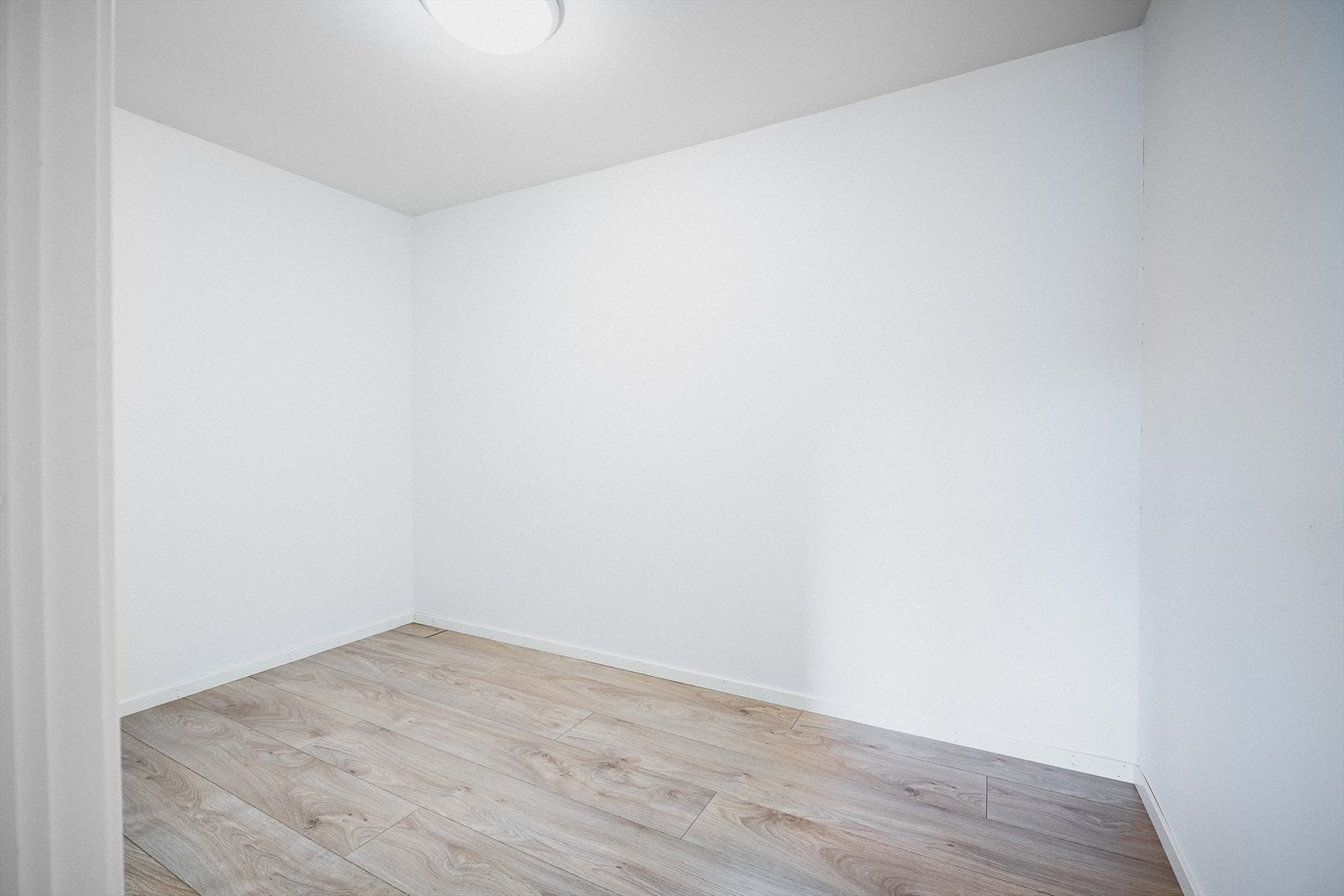 Hybel, bod. Galleribilde