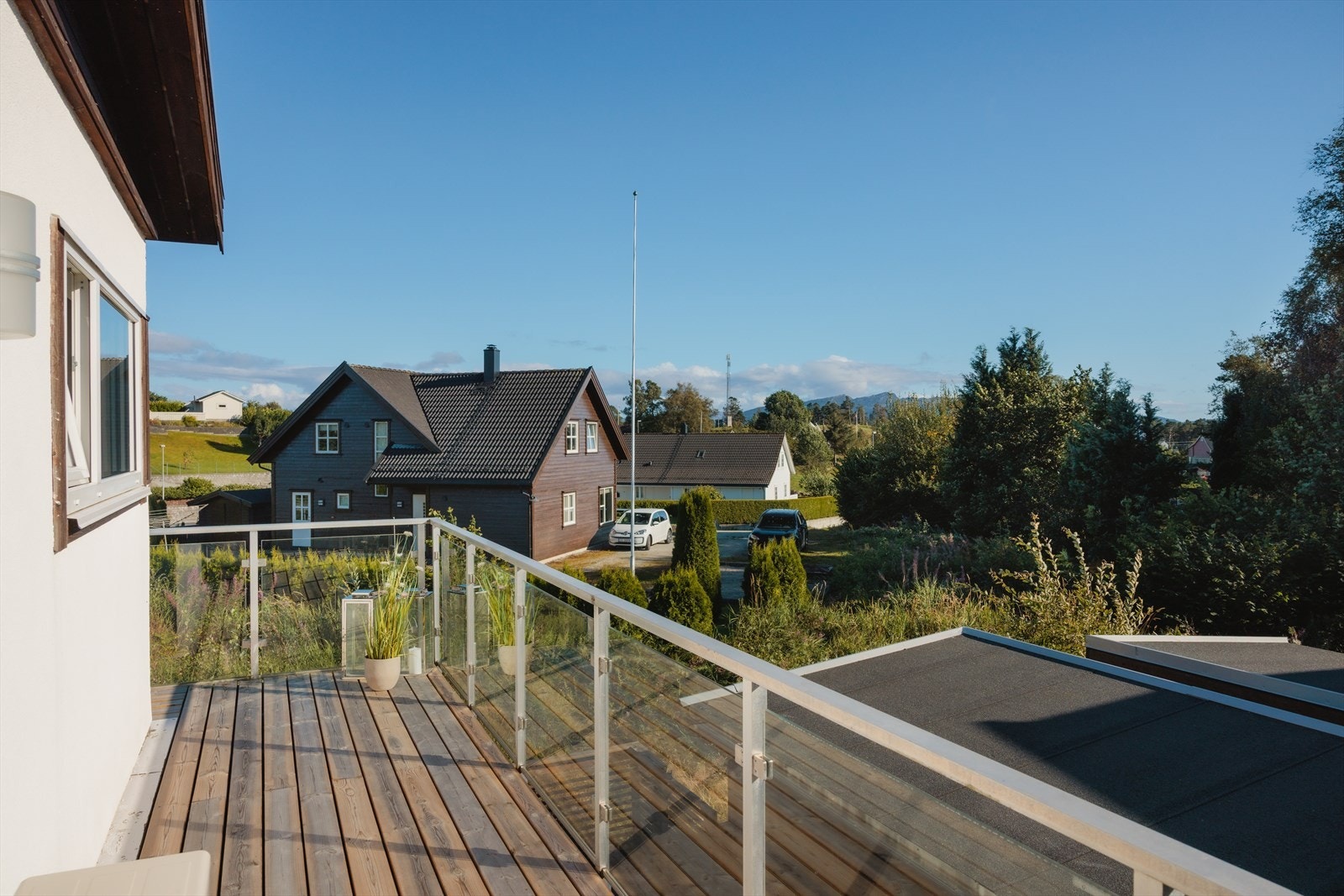 Et hyggelig inngangsparti ønsker deg velkommen hjem! Galleribilde