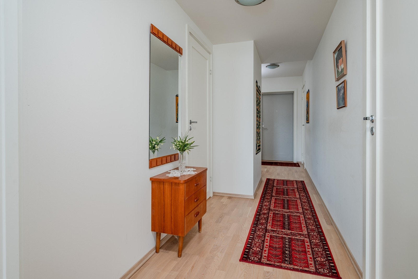 Entré/gang Galleribilde