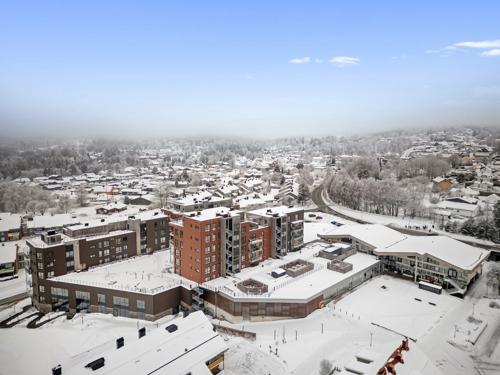 Konnerud IL er i dag et av landets største idrettslag med sine ca. 2200 medlemmer, og er aktive i flere idretter med tilhørende idrettsanlegg Galleribilde