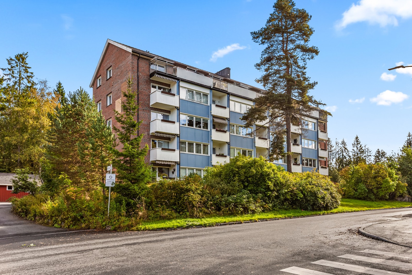 Her flytter du til et populært og veldrevet borettslag bestående av andeler. Galleribilde