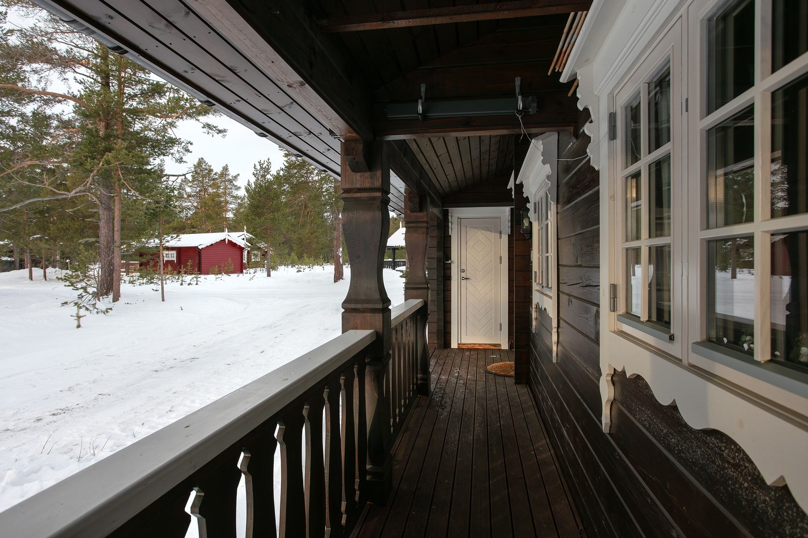 Overbygd inngangsparti/terrasse Galleribilde