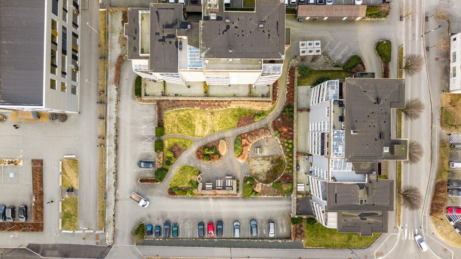 Hverdagslogistikken er enkel med dagligvarebutikker som Spar og Kiwi i gangavstand. Galleribilde