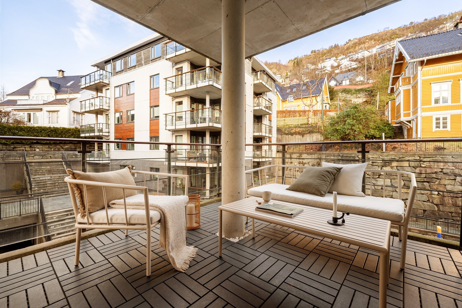 Dette er en super leilighet med høy standard i et populært og attraktivt borettslag på Kalfaret. Galleribilde