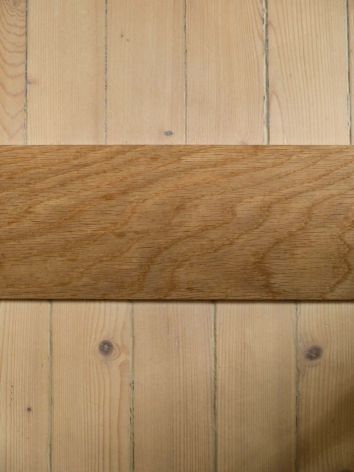 De originale tregulvene ble slipt og overflatebehandlet i 2023. Galleribilde