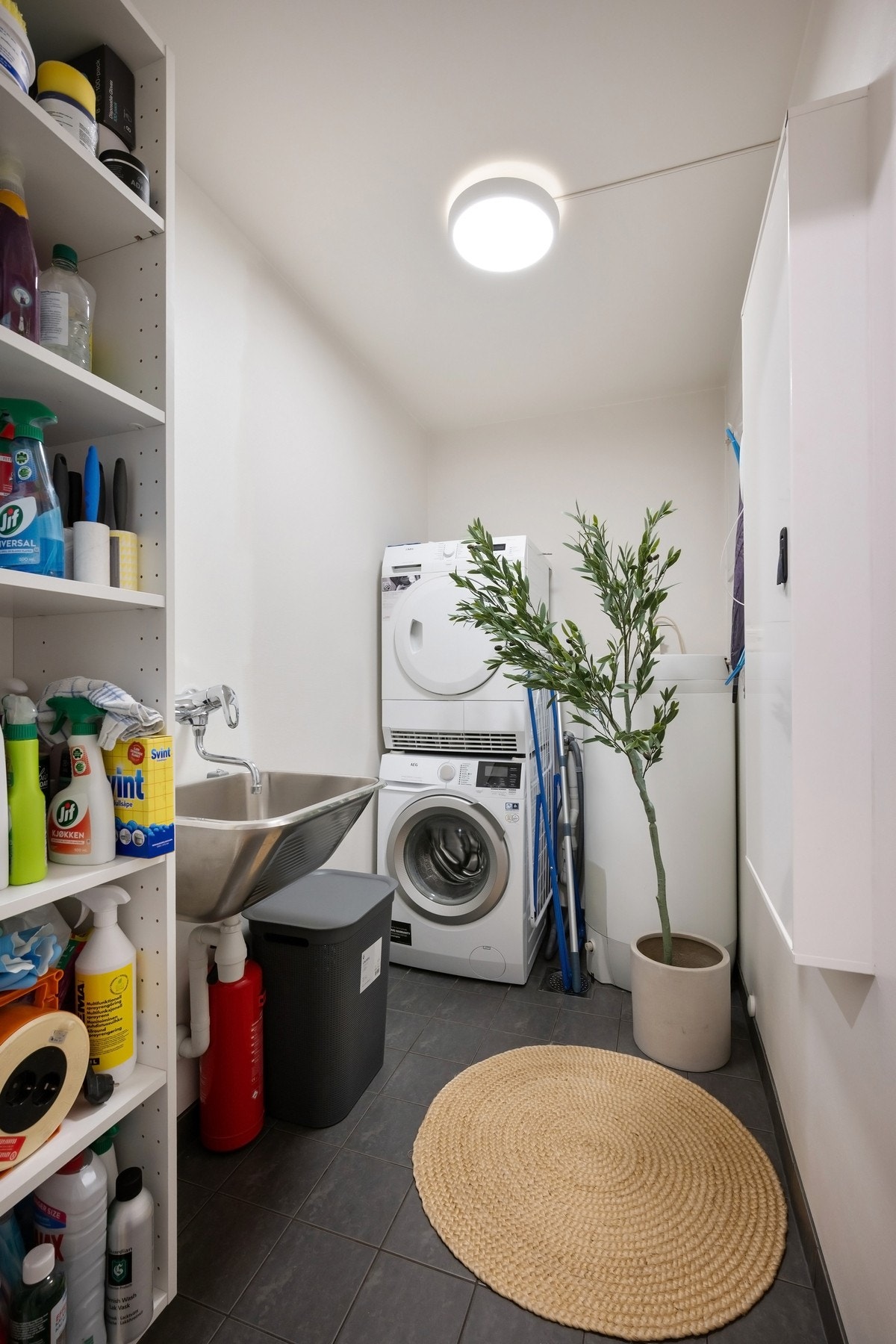 Vaskerom. Galleribilde