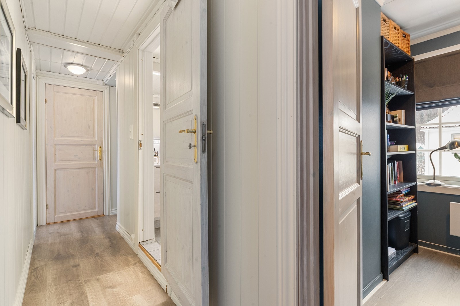 Gang i 2. etasje Galleribilde