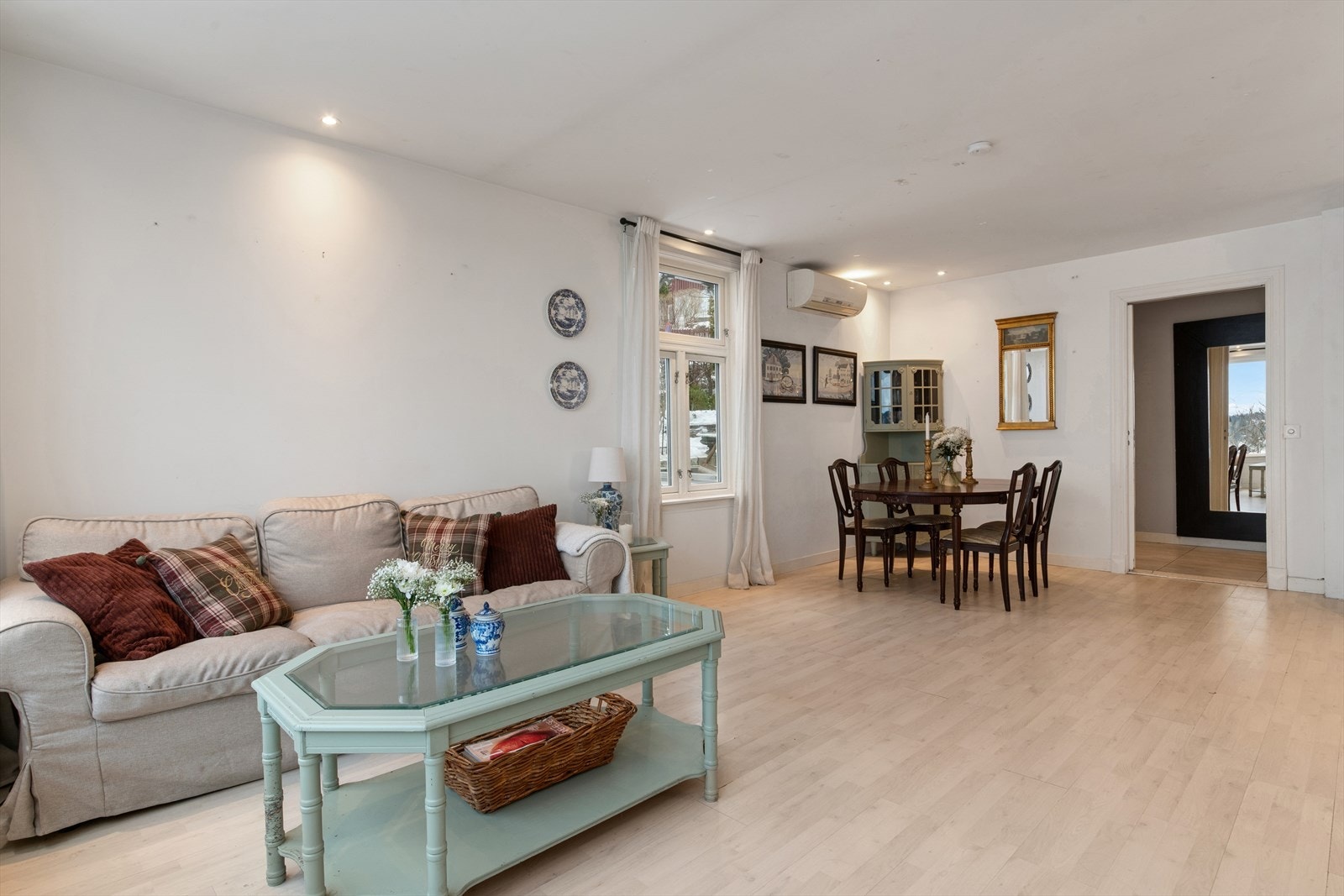 Stuen er er boligens naturlige samlingspunkt. Galleribilde