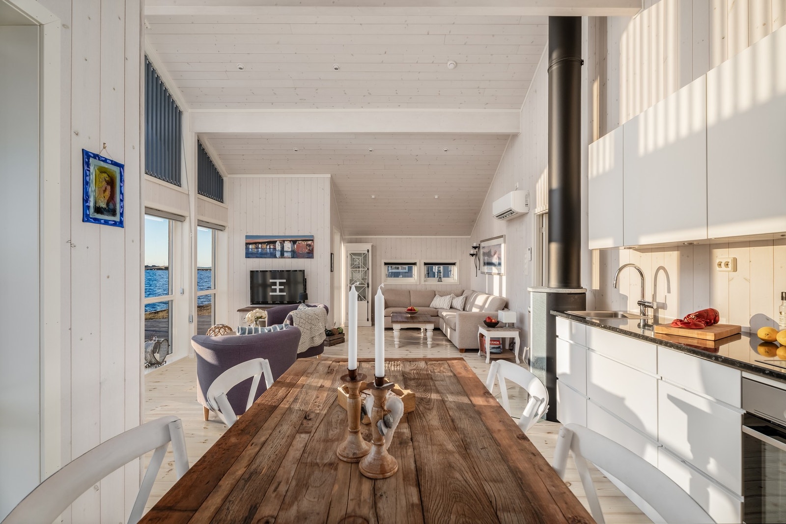 Her har du også plassen til spisebord om ønskelig. Galleribilde