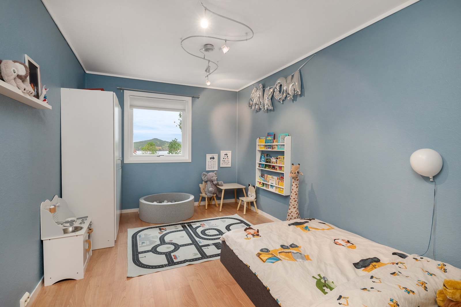 Soverom; 11,8 kvm. Galleribilde