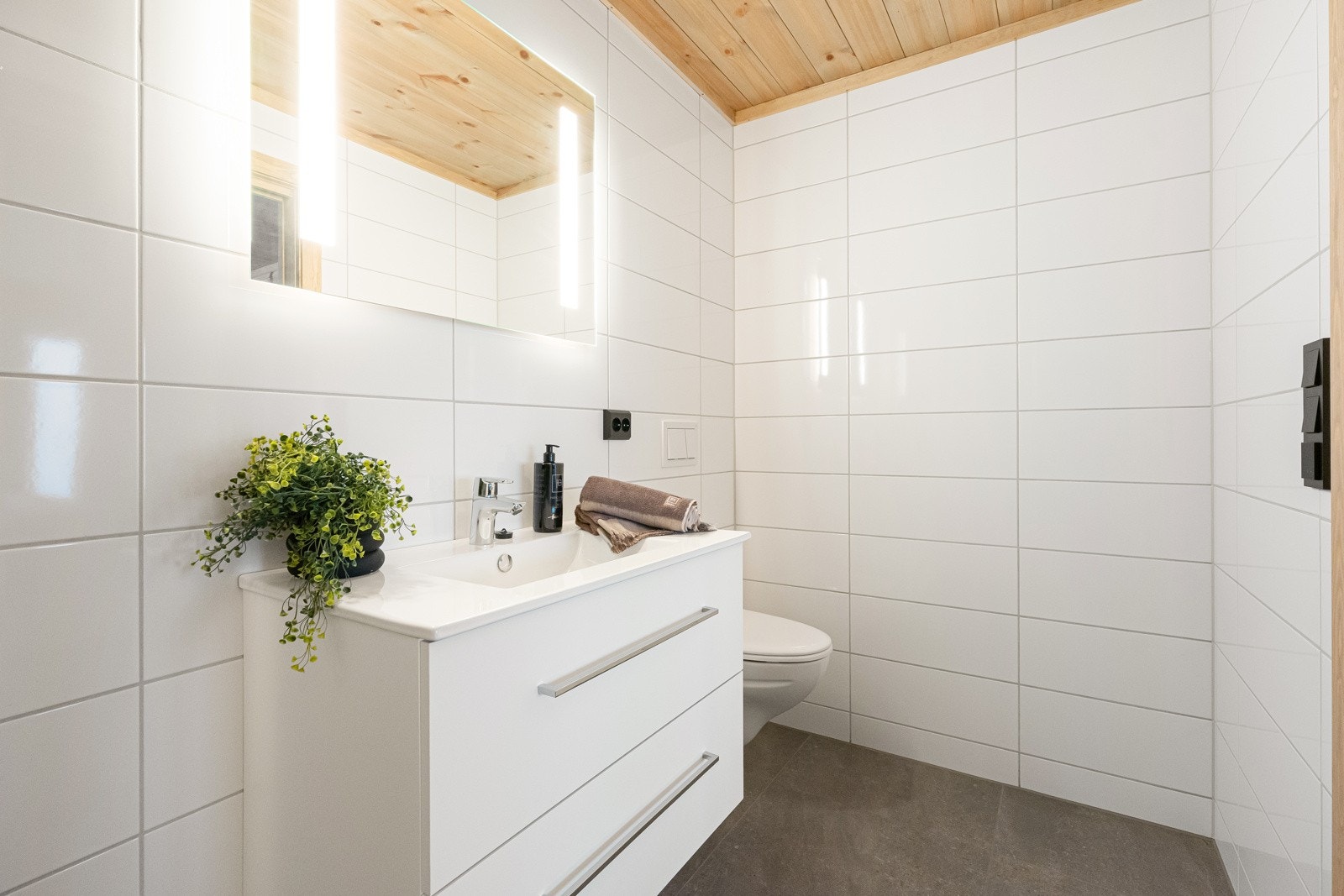 Privat bad til hovedsoverom. Galleribilde