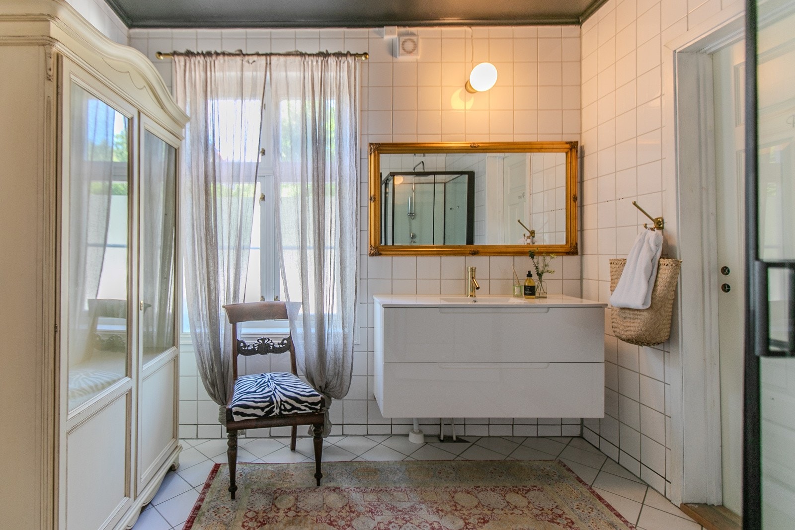 Bad 1.etasje Galleribilde