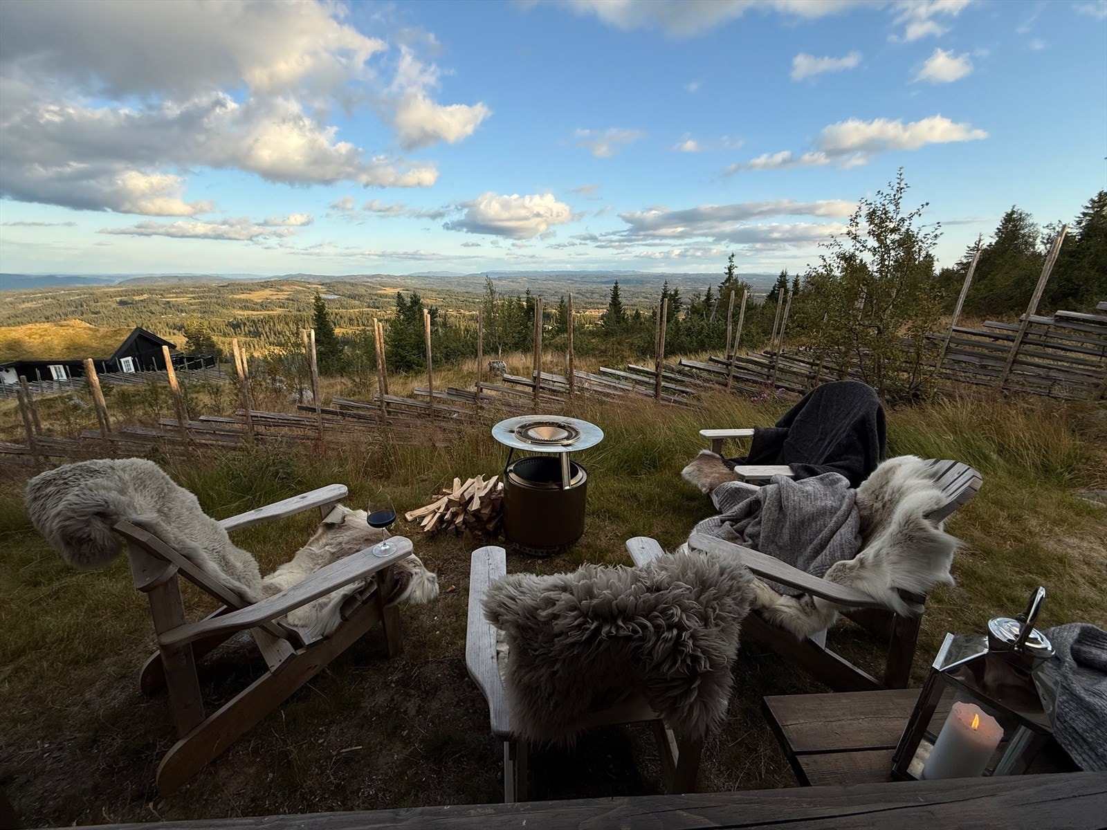 Sommerrbilde tatt av selger Galleribilde