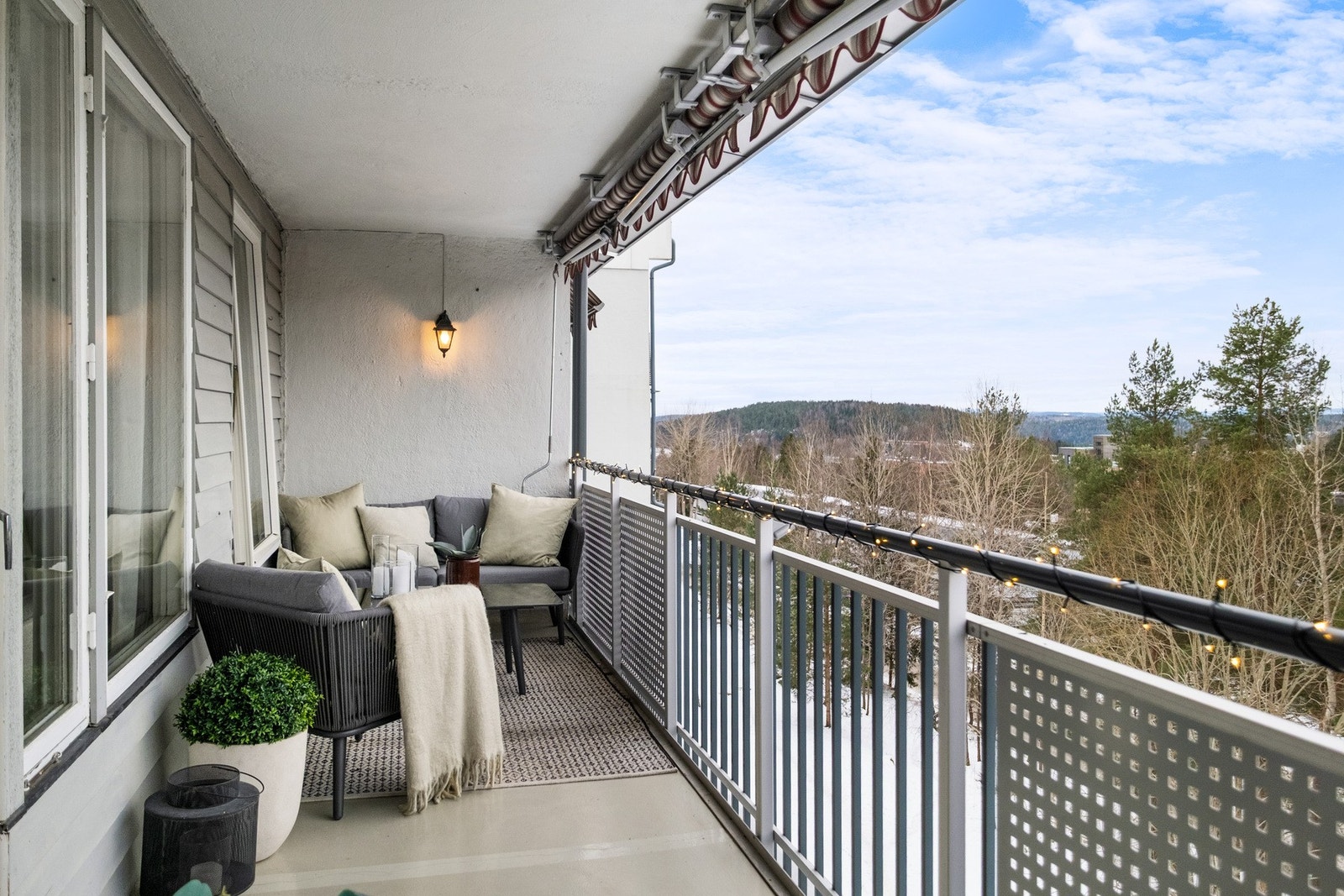 Vestvendt balkong hvor du kan nyte kveldssolen. Galleribilde