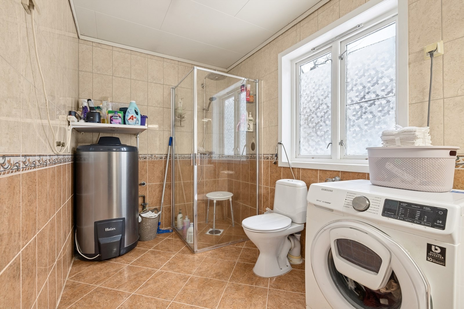 Flislagt bad med varmekabler Galleribilde