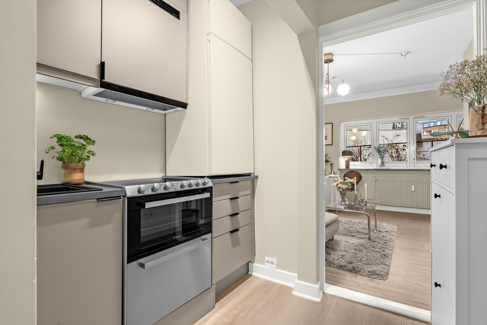 Innredning er fra Nybo av god kvalitet (2023). Galleribilde