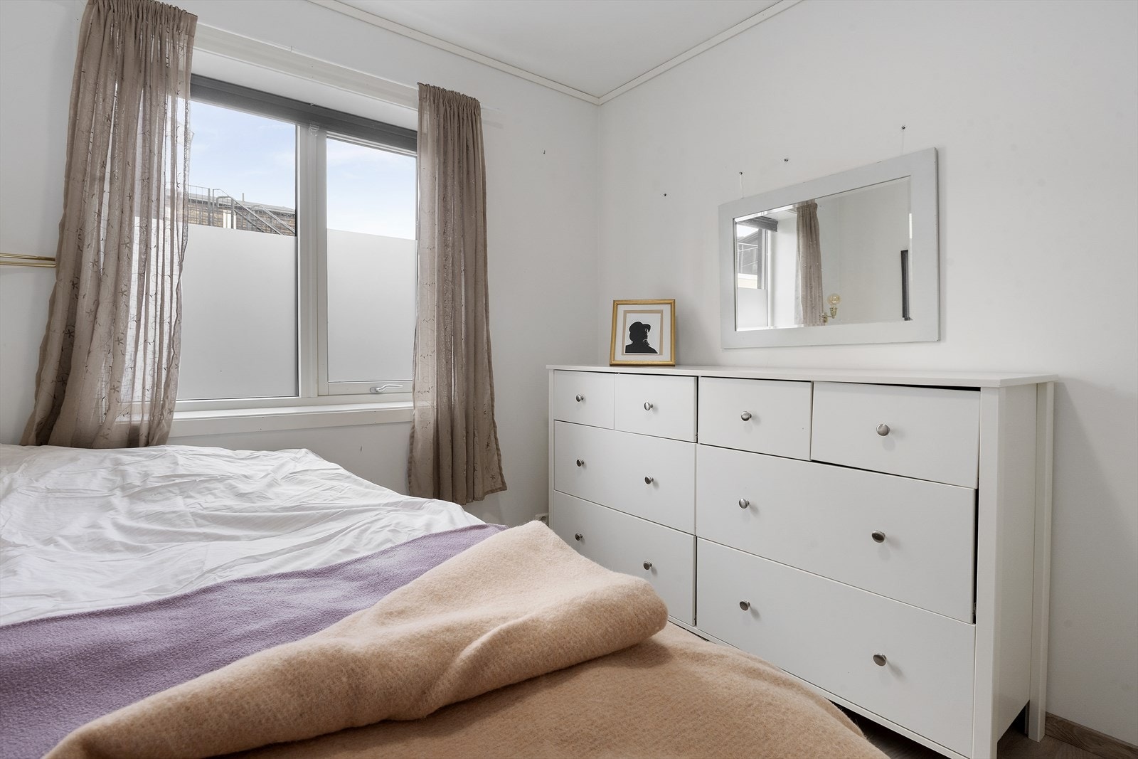 Eit av to soverom Galleribilde