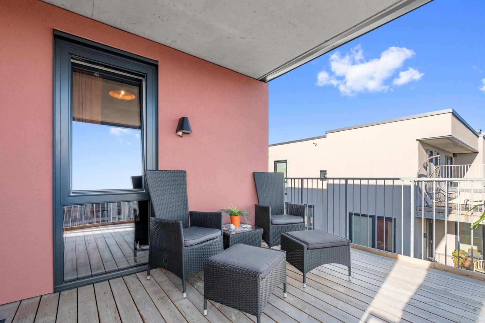 Balkong på 11 kvm med nordvestvending. Galleribilde