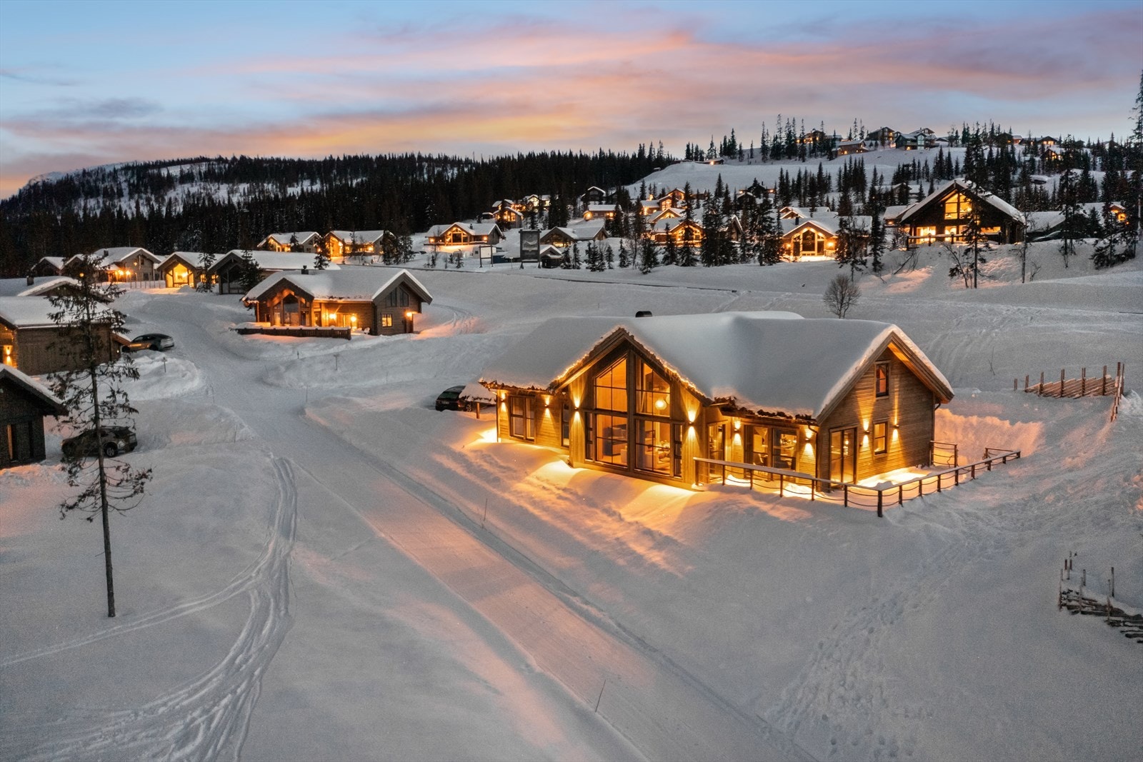 Velkommen til Varden, og Myrsetervegen 102 - med panoramautsikt over Kvitfjell Vest! Galleribilde