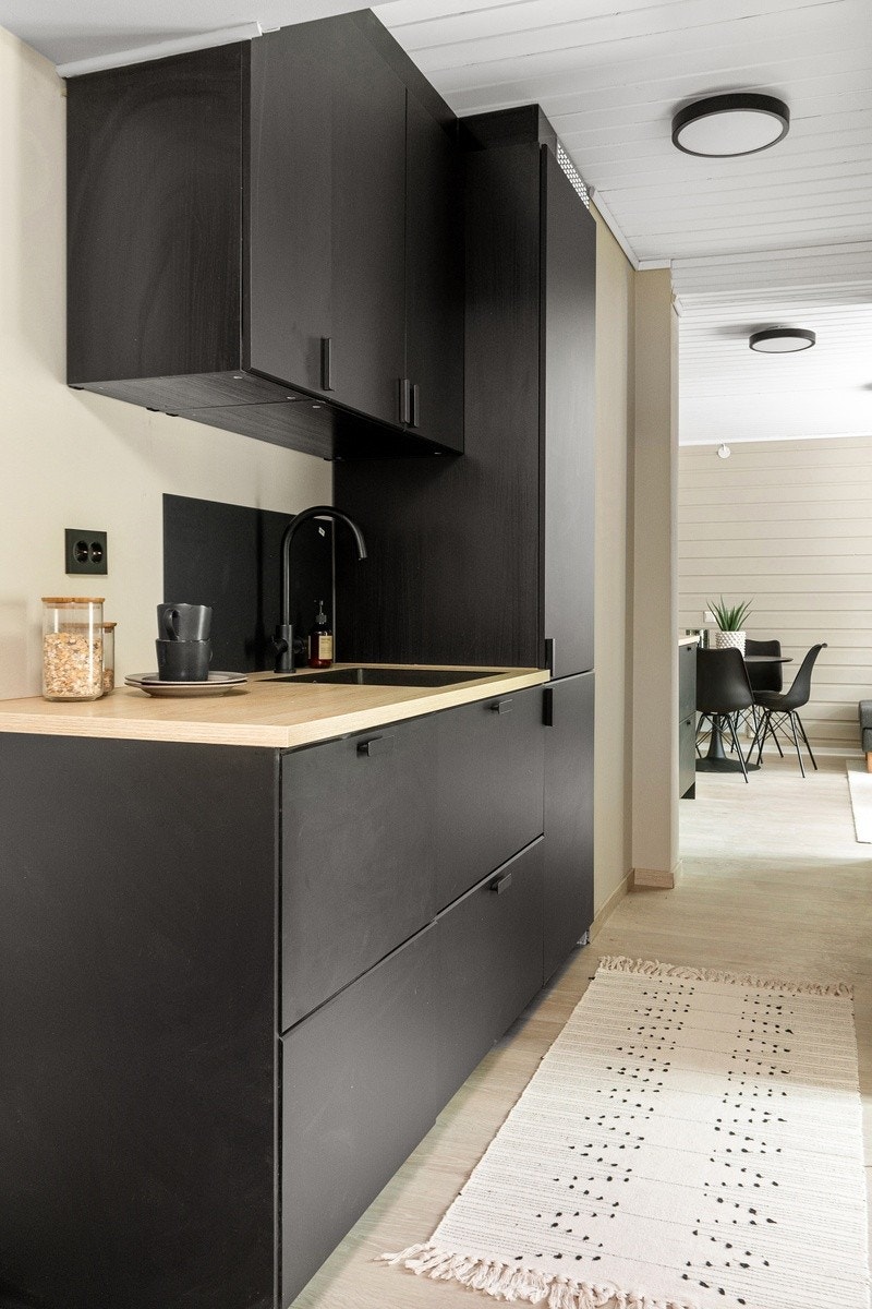 Hele leiligheten ble totalrenovert i 2022/2023. Nytt moderne kjøkken og nytt bad. God takhøyde. Galleribilde