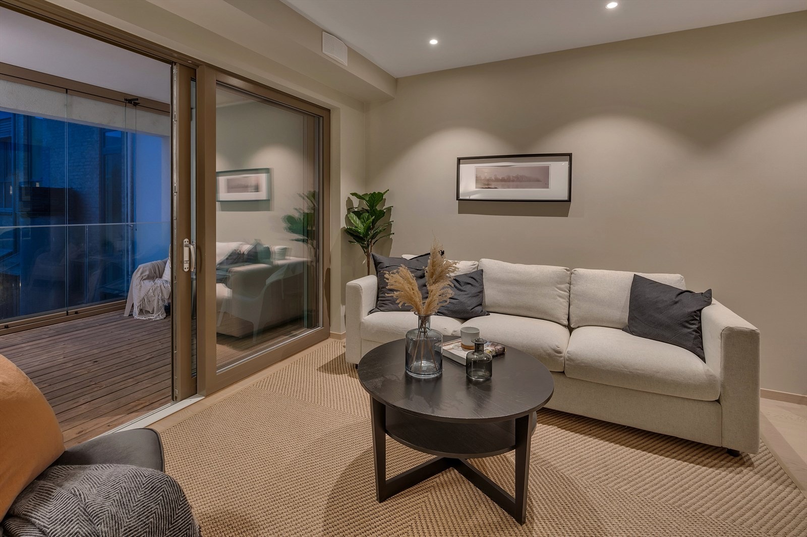 Ubrukt, lekker og påkostet 3-roms selveier i hjertet av Kvadraturen med nærhet til "alt" Galleribilde