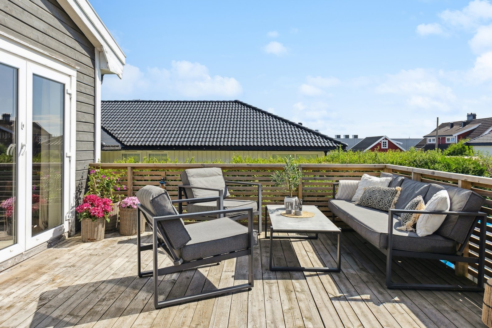 Her har du sol fra tidlig morgen til kveld. Galleribilde