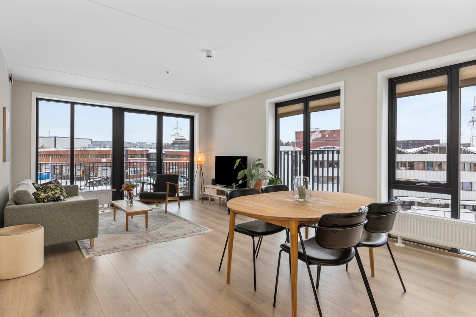 Velkommen til Ulvenveien 90F - Presentert av OBOS Eiendomsmeglere ved. Sigrid Moen avd. Ulven. Foto: Nanna Wolden/Diakrit Galleribilde