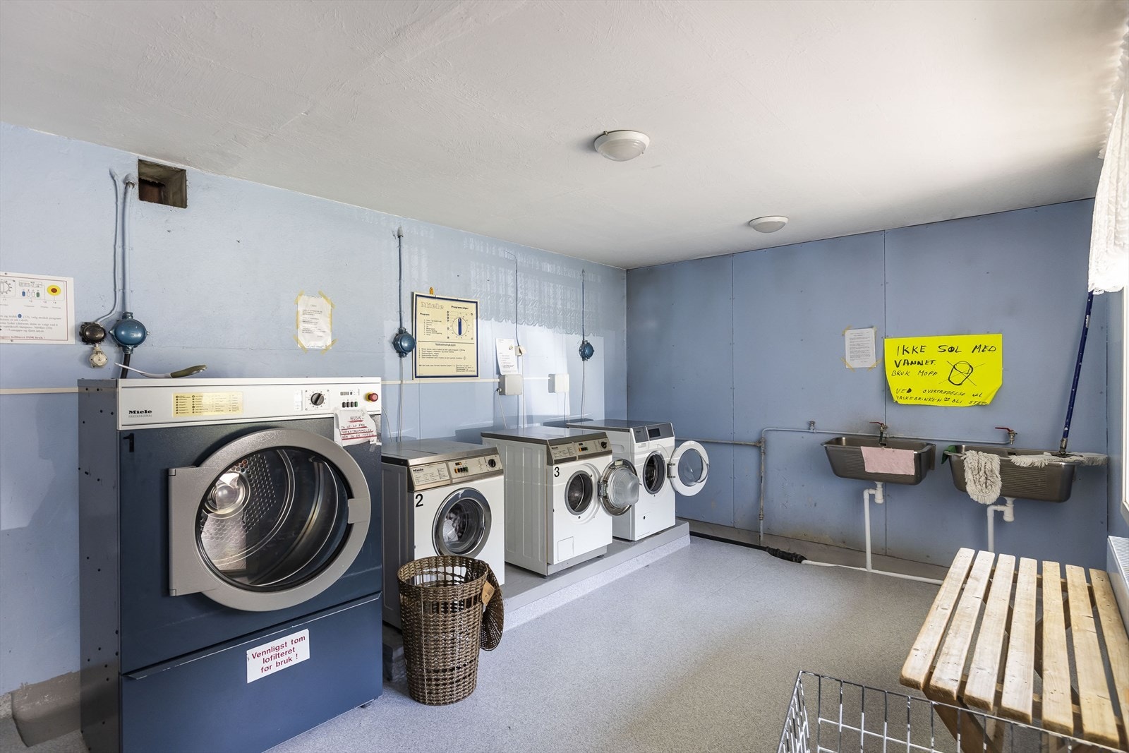 Felles vaskekjeller Galleribilde