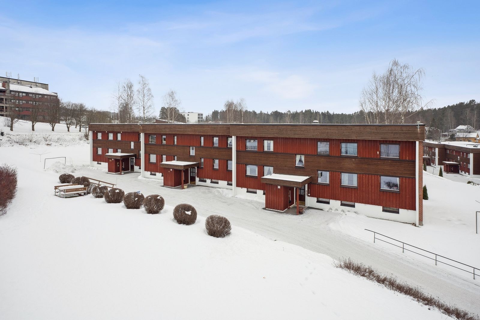 Borettslaget har store, fellesarealer som gir et luftig preg. Galleribilde