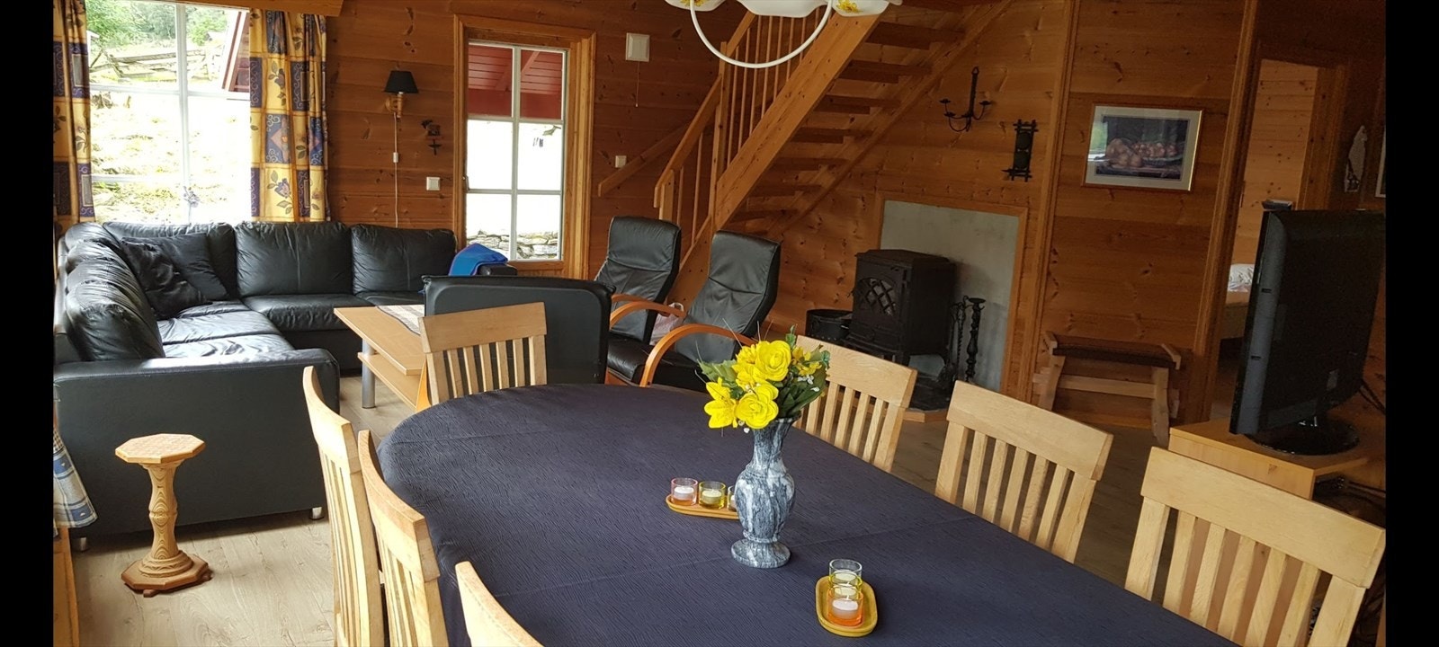 Private bilder fra innsiden av hytte 4 (hytten lengst mot nord) Galleribilde