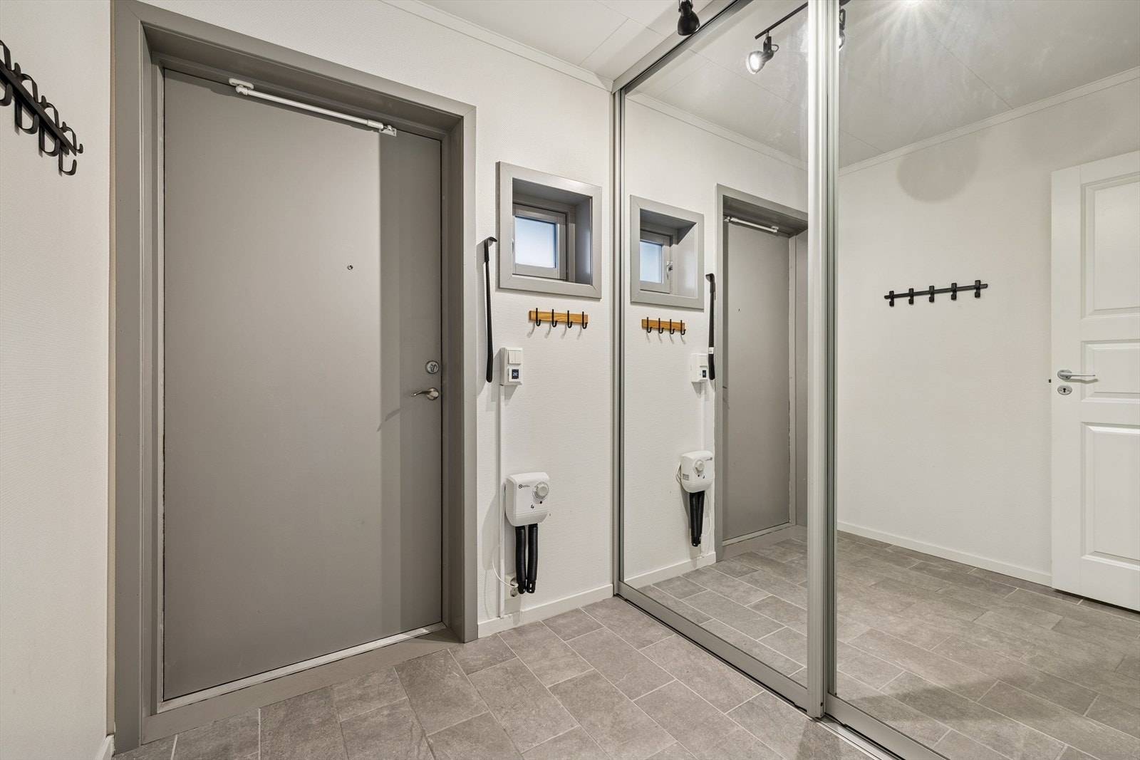 God plass til å henge fra yttertøy! Galleribilde