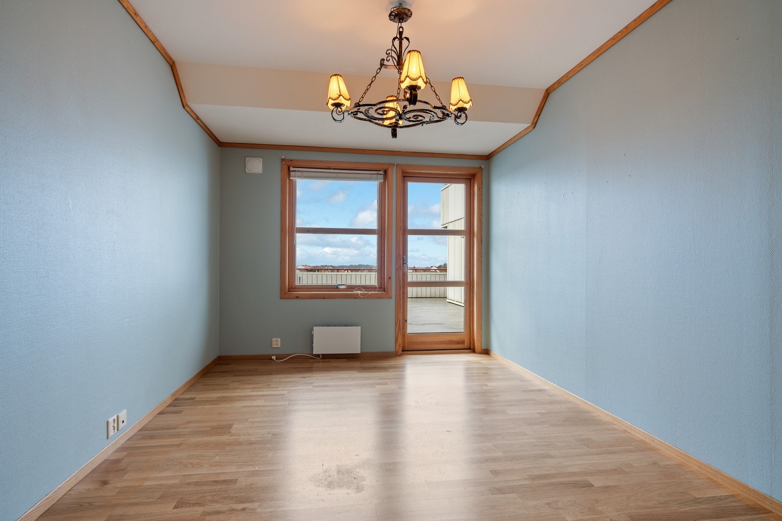 Dør ut til terrasse fra soverommet Galleribilde