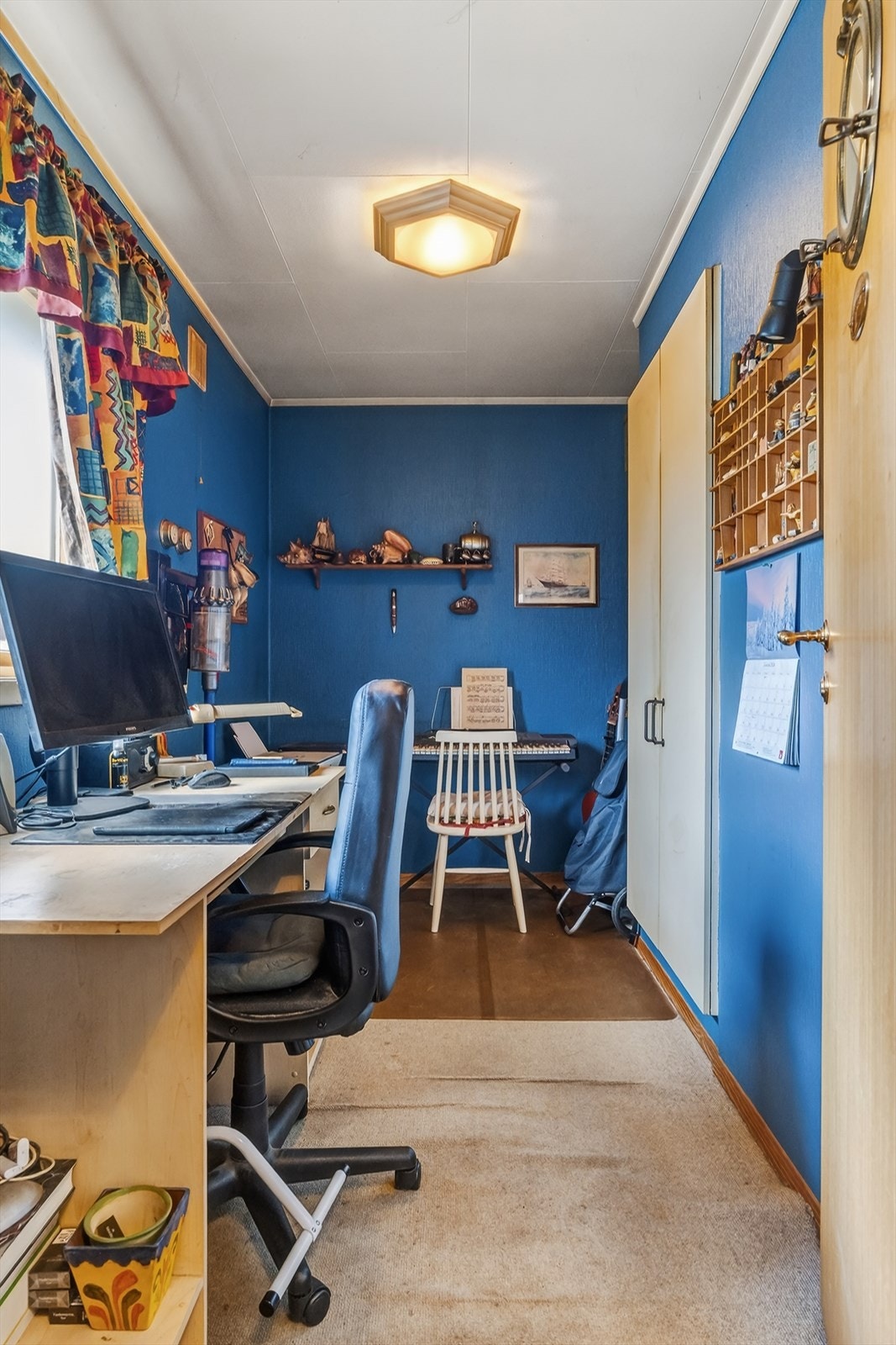 Med plassbygde skap får du mer lagringsplass og et ryddigere uttrykk. Galleribilde