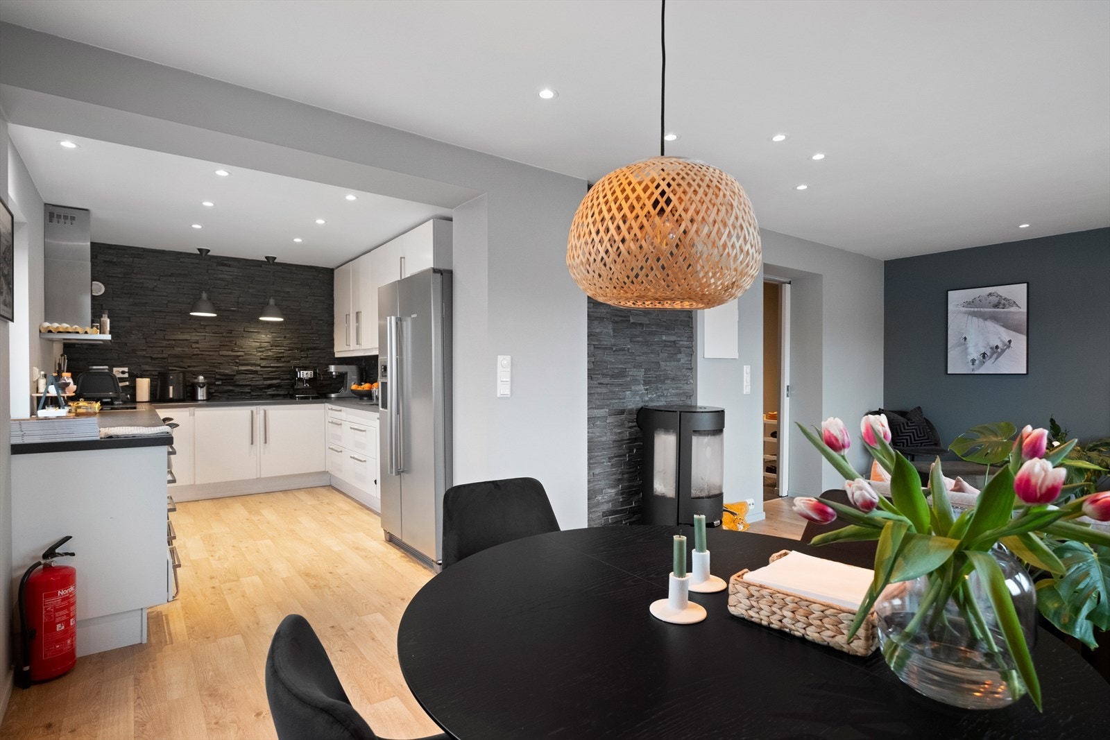 Stue og kjøkken Galleribilde