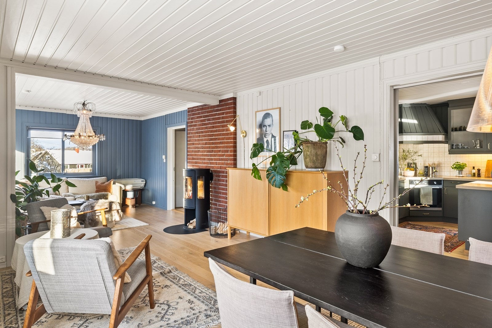 Her får du en hjemmekoselig kombinasjon av moderne, delikate valg og en lun touch av landlig sjarm. Galleribilde