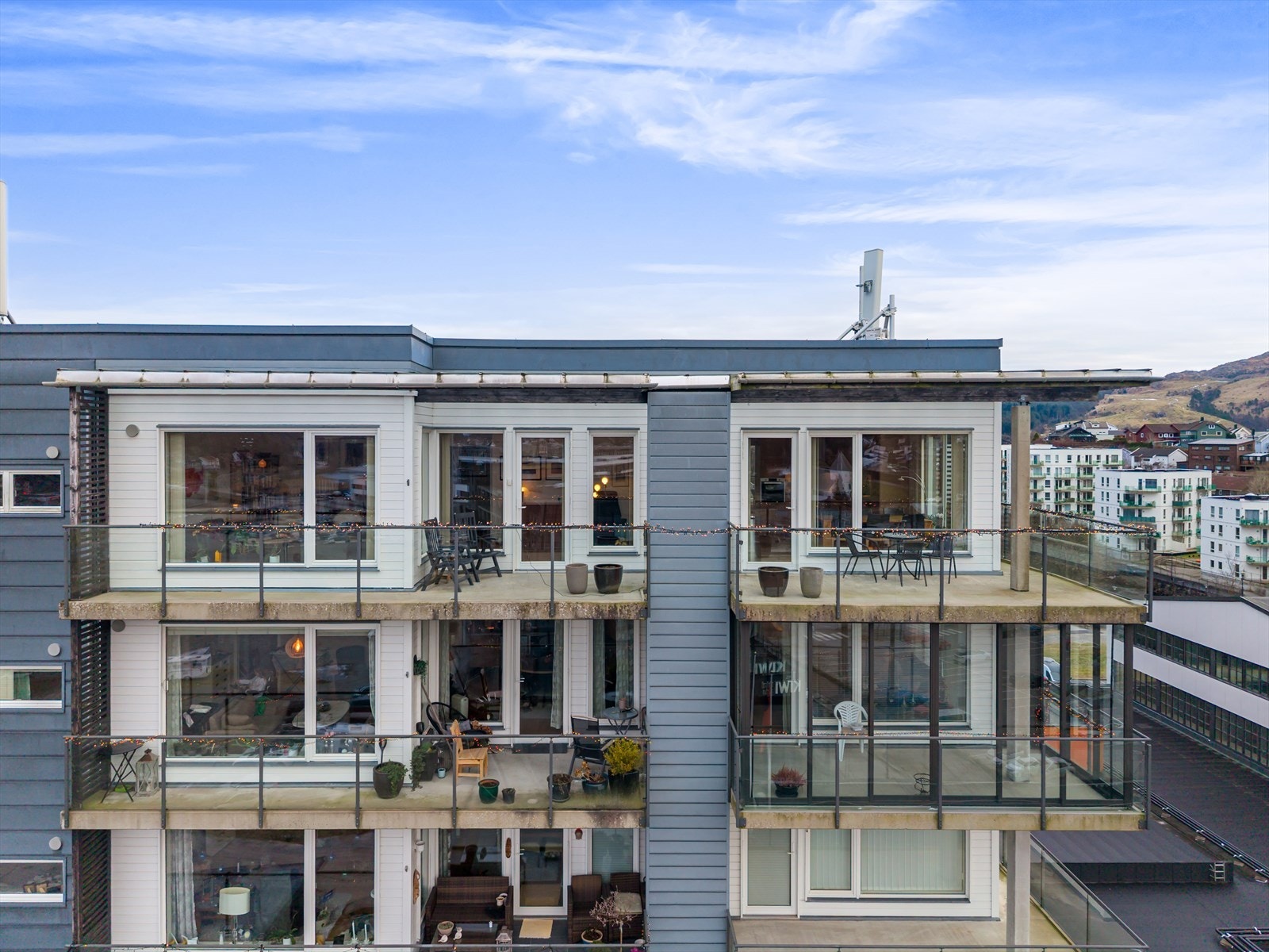 En sjelden mulighet til å sikre seg en av Ålgårds største leiligheter midt i sentrum! Galleribilde