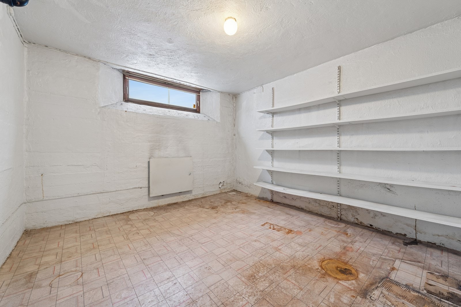 Bod innenfor vaskerom. Galleribilde