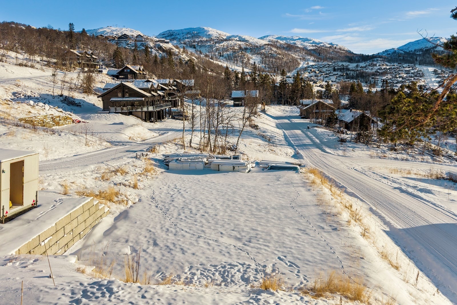 Det kan oppføres fritidsenheter med inntil 2 enheter per tomt. Galleribilde