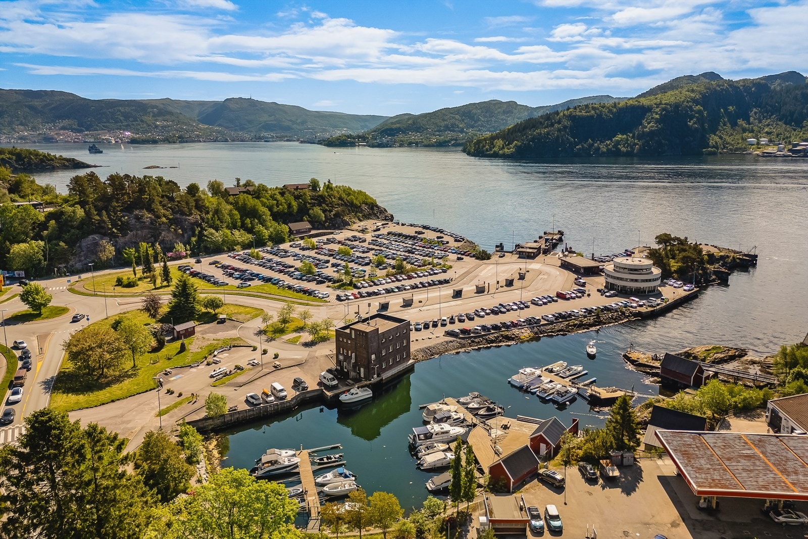 Kleppestø. Galleribilde