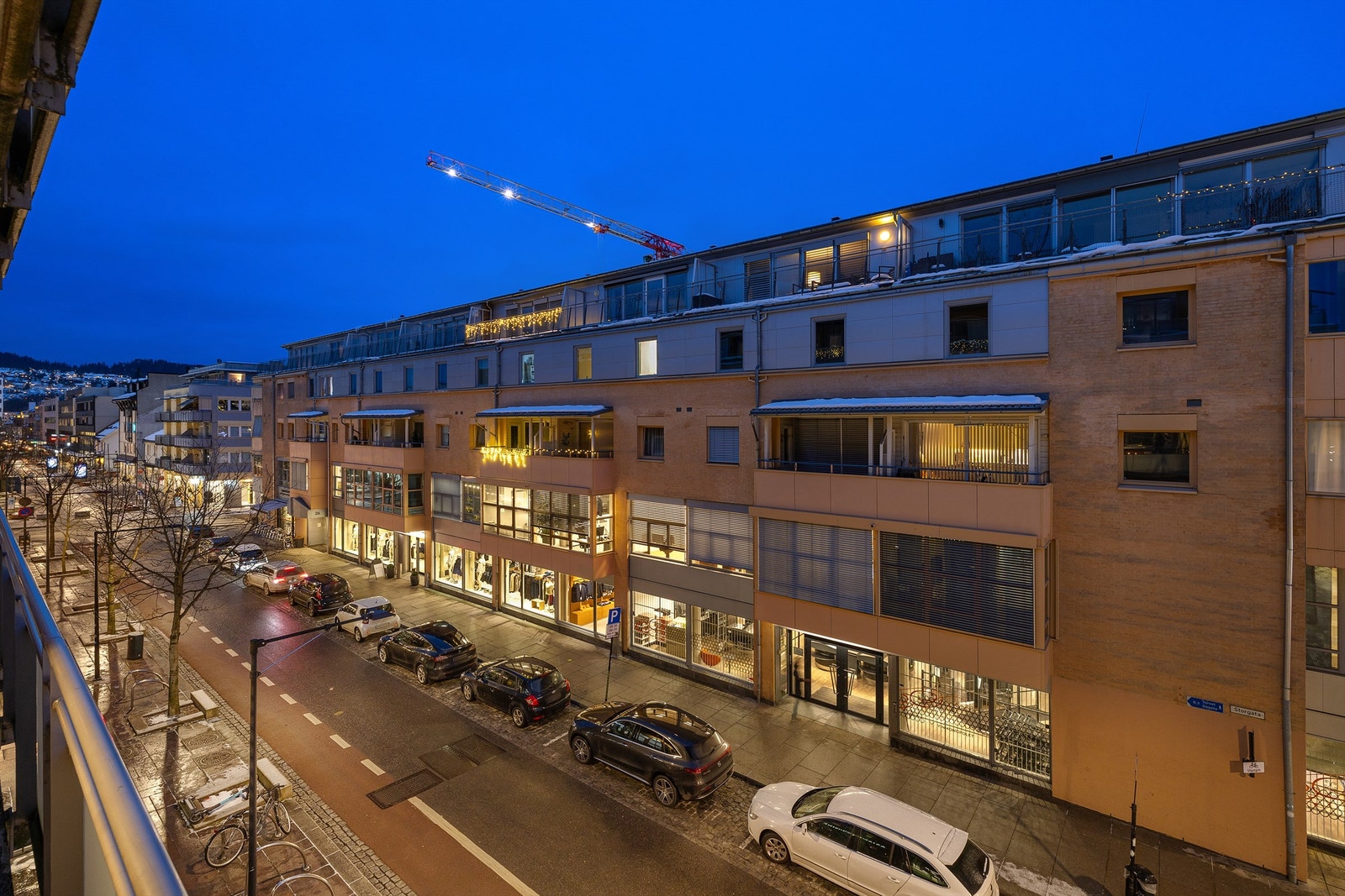 Her bor du midt i Lillestrøm sentrum, med umiddelbar nærhet til alt. Galleribilde