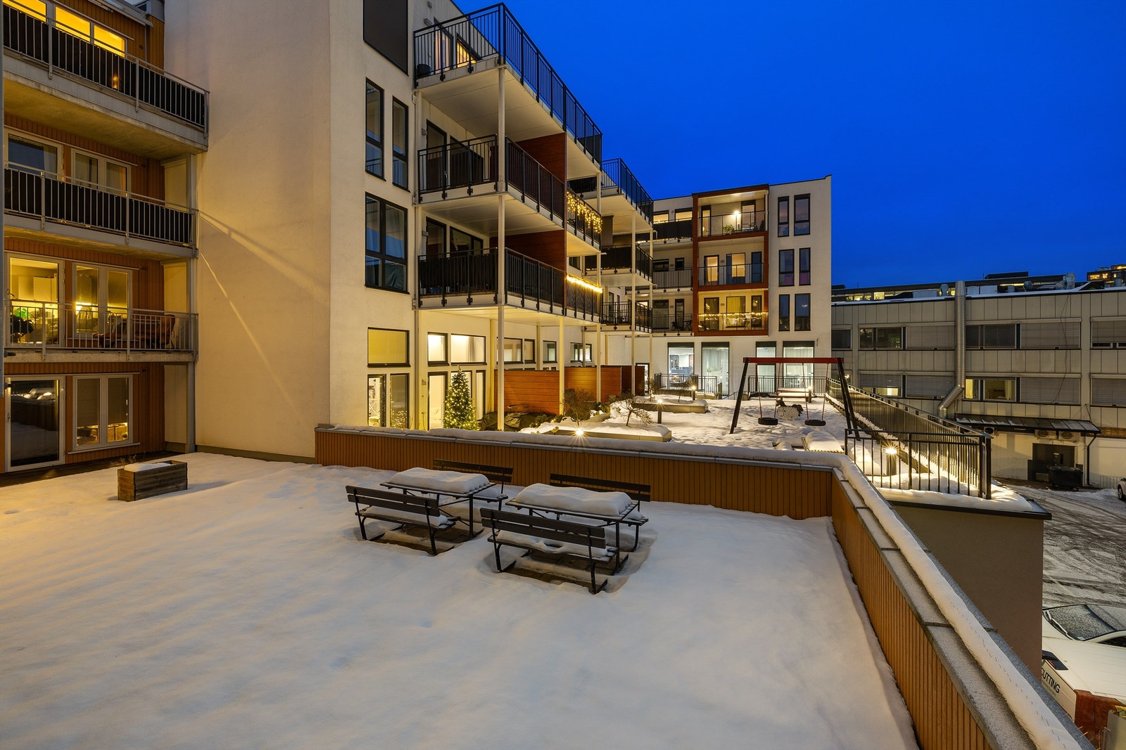 Borettslaget har et skjermet og pent opparbeidet fellesområde. Galleribilde