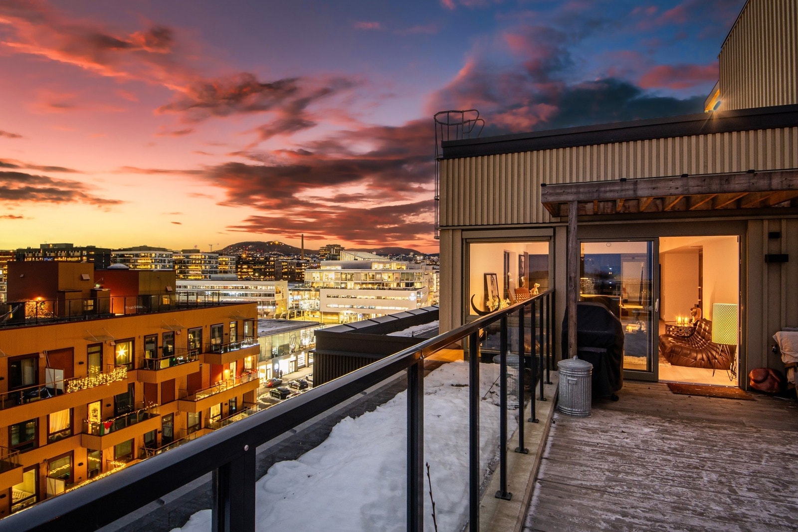 Bygget er fra 2024 og det medfølger garasjeplass Galleribilde