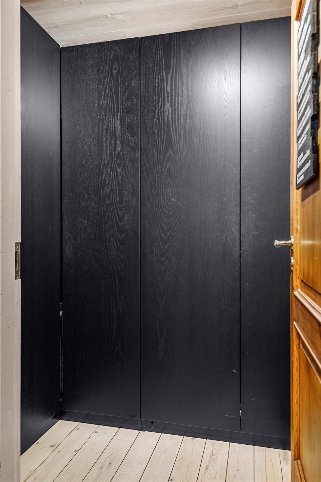 Bod innenfor gang. Galleribilde