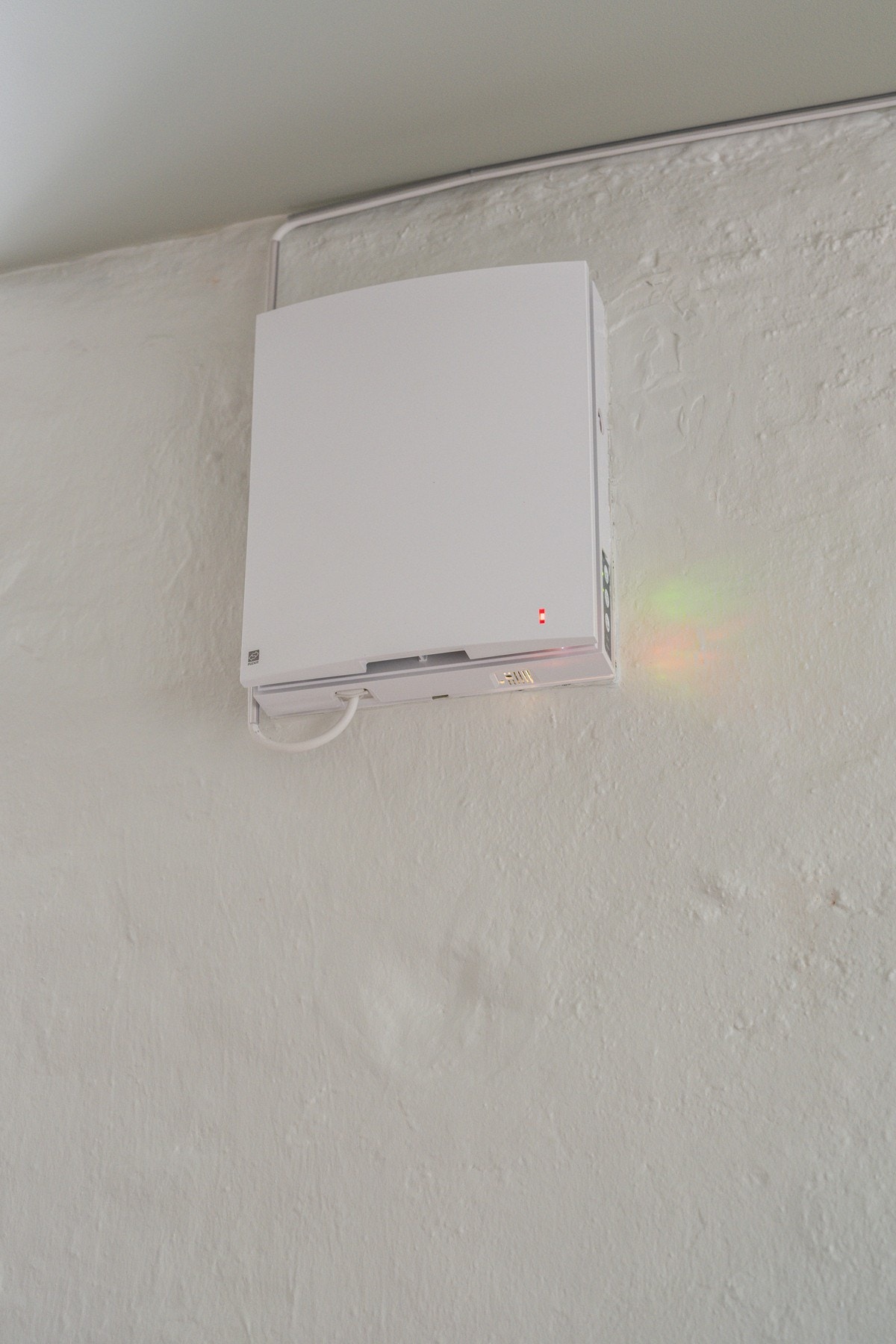 På soverom er det montert Flexit roomie dual v2 romventilator som sørger for balansert ventilasjon. Galleribilde