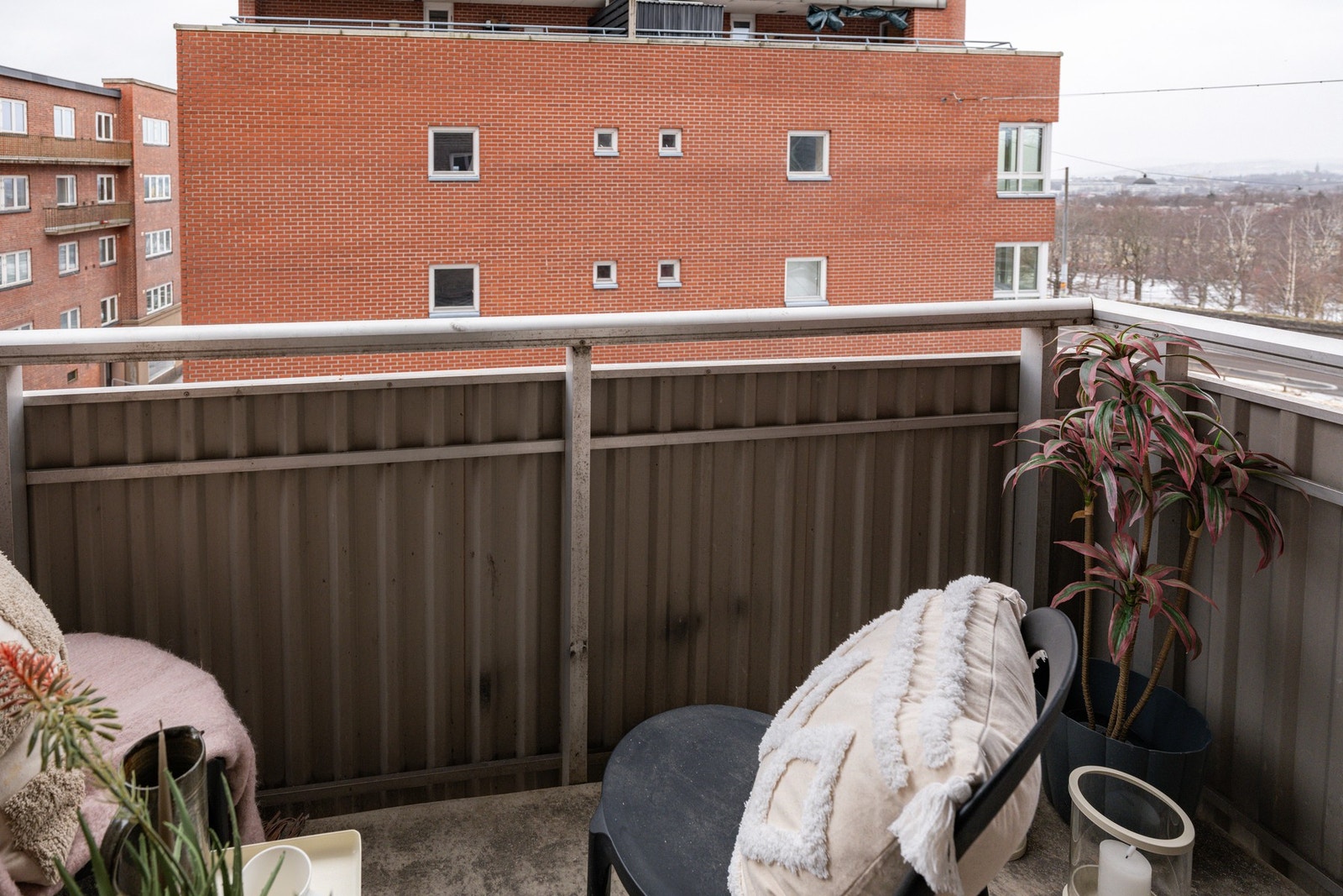 Her er det plass til utemøblement. Galleribilde