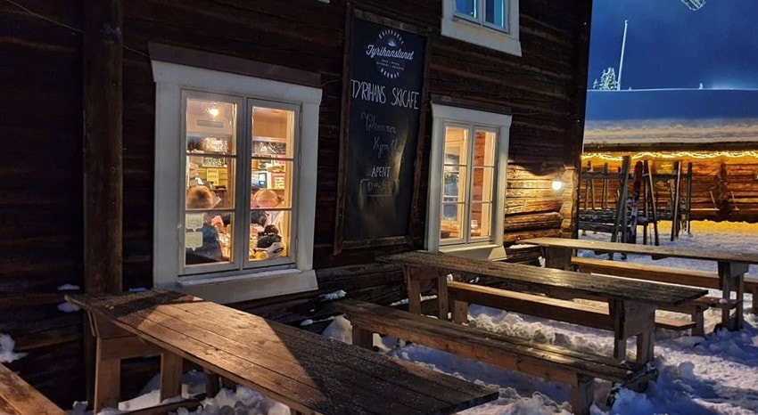 Skicafe ute Galleribilde