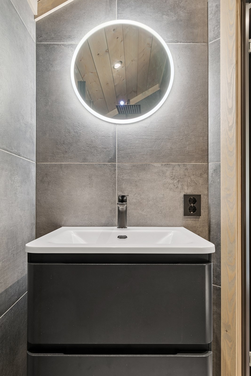 Bad 2. etg Galleribilde