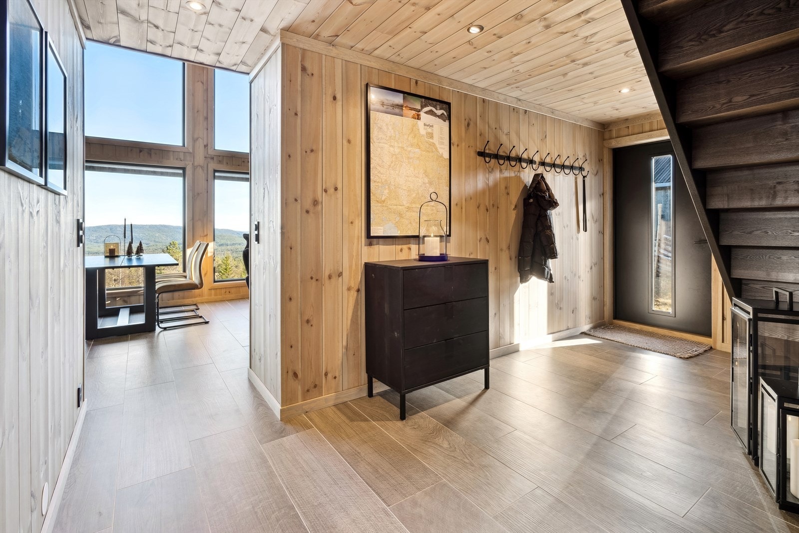 Entré og stue Galleribilde